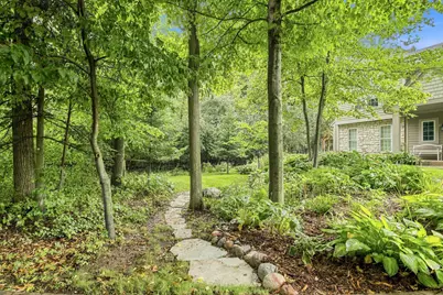 4949  Lake Dr, West Bend, WI 53095 - Photo 32