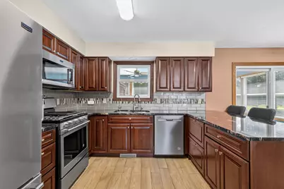 2733  4 1/2 Mile Rd, Racine, WI 53402 - Photo 14