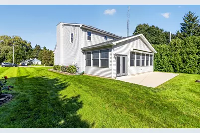 2733  4 1/2 Mile Rd, Racine, WI 53402 - Photo 34