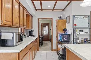 1322 Charles St, La Crosse, WI 54603 - Photo 8