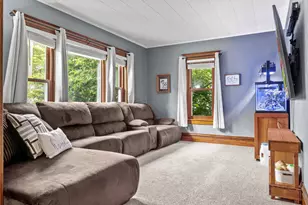 1322 Charles St, La Crosse, WI 54603 - Photo 4