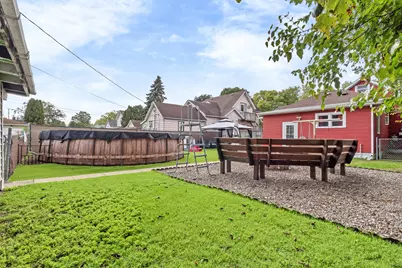 1322  Charles St, La Crosse, WI 54603 - Photo 30