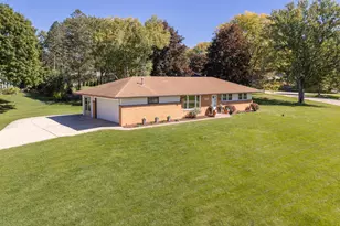 18550 Brookridge Dr, Brookfield, WI 53045 - Photo 34