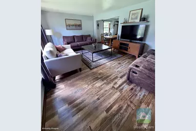 N104W16800  Thornapple Row, Germantown, WI 53022 - Photo 12
