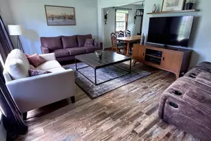 N104W16800 Thornapple Row, Germantown, WI 53022 - Photo 12