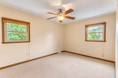 6634  Riverdale Ln, Greendale, WI 53129 - Photo 16