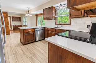 6634 Riverdale Ln, Greendale, WI 53129 - Photo 18