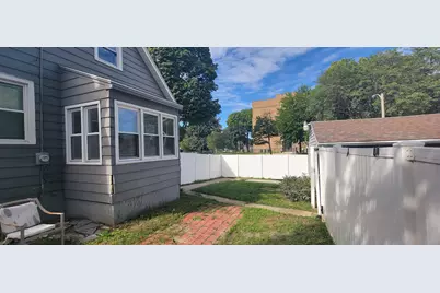 2880 N 52nd St, Milwaukee, WI 53210 - Photo 18