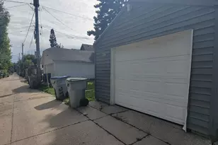 2880 N 52nd St, Milwaukee, WI 53210 - Photo 20