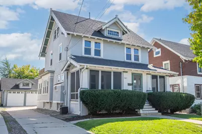 7441  Lincoln Pl, Wauwatosa, WI 53213 - Photo 30