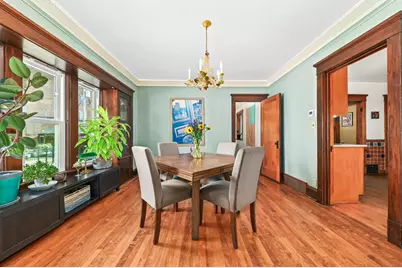 7441  Lincoln Pl, Wauwatosa, WI 53213 - Photo 10