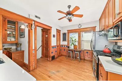 7441  Lincoln Pl, Wauwatosa, WI 53213 - Photo 12