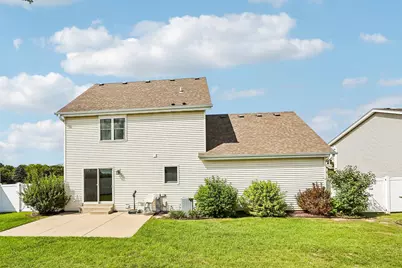 1147  Dresser Ave, Waukesha, WI 53188 - Photo 40