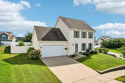 1147  Dresser Ave, Waukesha, WI 53188 - Photo 2