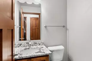 3318 Cimarron Ct, Manitowoc, WI 54220 - Photo 18