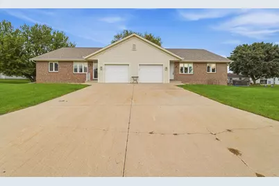 406  Keno Cir, Horicon, WI 53032 - Photo 32