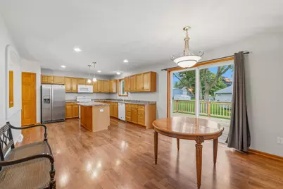 406  Keno Cir, Horicon, WI 53032 - Photo 8