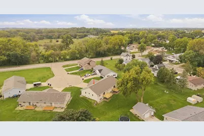 406  Keno Cir, Horicon, WI 53032 - Photo 30