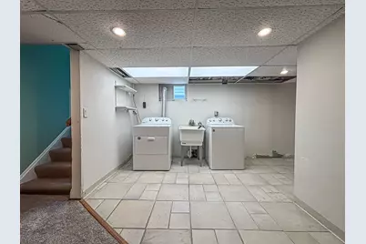 2222 S 78th St, West Allis, WI 53219 - Photo 24