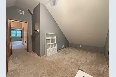 2222 S 78th St, West Allis, WI 53219 - Photo 20