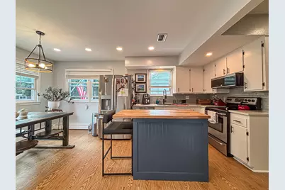 W164N8586  Hiawatha Ave, Menomonee Falls, WI 53051 - Photo 10