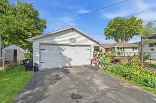 235 Marguerite Ct, Mayville, WI 53050 - Photo 26