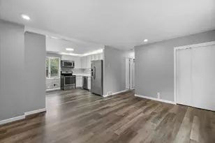 6536 W Burdick Ave, Milwaukee, WI 53219 - Photo 12