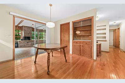 18175  Redvere Dr, Brookfield, WI 53045 - Photo 12