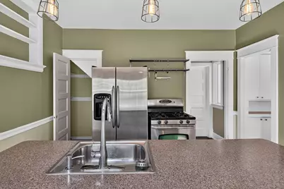 2127 S 9th St, Sheboygan, WI 53081 - Photo 8