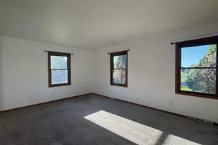 N93W27616 Quail Holw Ct, Lisbon, WI 53029 - Photo 8