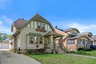 837 S 17th St, Milwaukee, WI 53204 - Photo 1