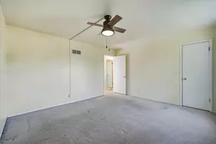 11145 N Riverland Ct, Mequon, WI 53092 - Photo 32