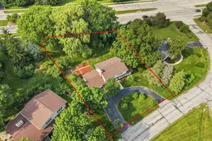11145 N Riverland Ct, Mequon, WI 53092 - Photo 40