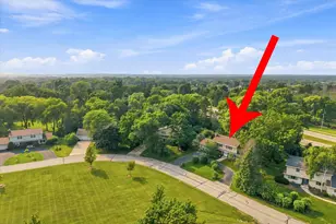 11145 N Riverland Ct, Mequon, WI 53092 - Photo 44