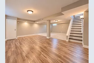 8401 S 36th St, Franklin, WI 53132 - Photo 32