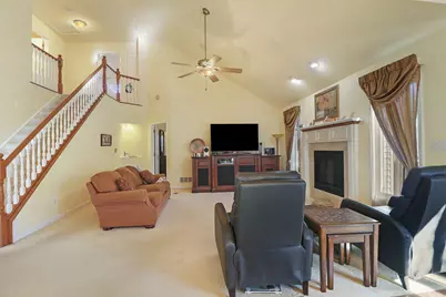6001  94th Ct, Kenosha, WI 53142 - Photo 2