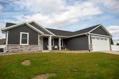 2332  Hanson Pl, Sparta, WI 54656 - Photo 4