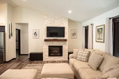 2332  Hanson Pl, Sparta, WI 54656 - Photo 8