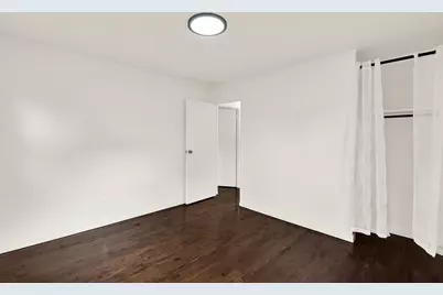 8208 W Keefe Ave, Milwaukee, WI 53222 - Photo 16