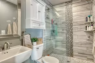 12616 W Park Ave, New Berlin, WI 53151 - Photo 20