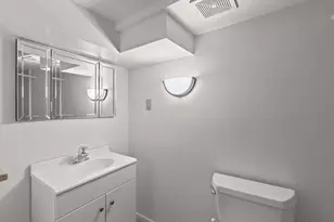 822 S 56th St, West Allis, WI 53214 - Photo 20