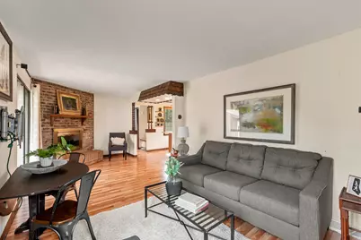 822 S 56th St, West Allis, WI 53214 - Photo 4
