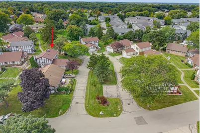 5309  Somerset Ln, Greenfield, WI 53221 - Photo 38