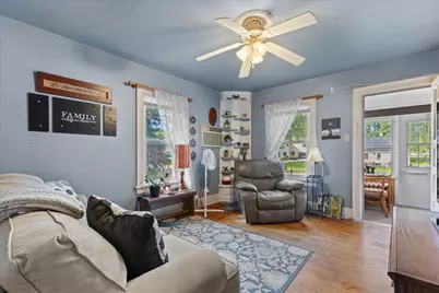 307  Lincoln Ave, Mukwonago, WI 53149 - Photo 4