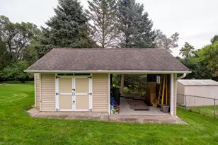 W262S3250 Ridge Rd, Waukesha, WI 53189 - Photo 18