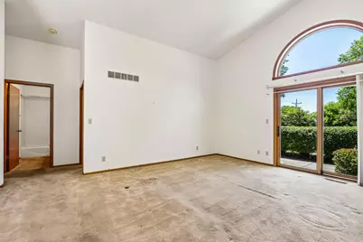 101 E Sutton Pl #A, Waukesha, WI 53188 - Photo 10