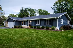 2410 Camelot Dr, Brookfield, WI 53045 - Photo 40