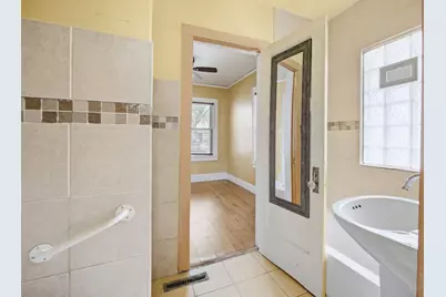 4044 N 40th St, Milwaukee, WI 53216 - Photo 8