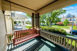1574 S 79th St, West Allis, WI 53214 - Photo 4