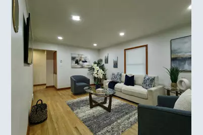 2170 S 80th St, West Allis, WI 53219 - Photo 10